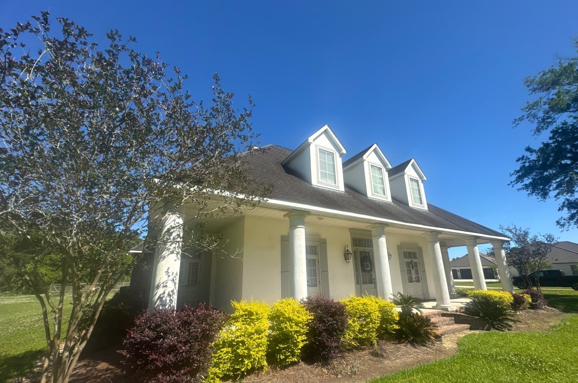 What to Expect After a Mansard Roof Storm Event in Denham Springs